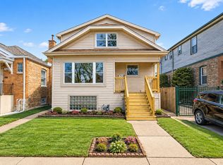 7424 W 57th Pl, Summit, IL 60501