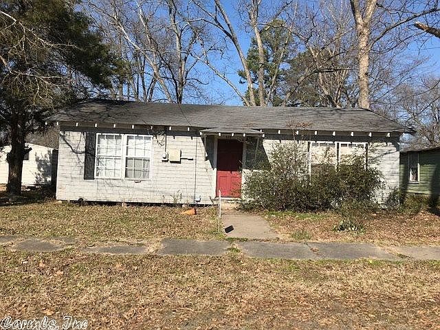2nd image of 412/416 E 5th St