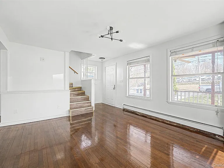 241 N Main St — Photo 5