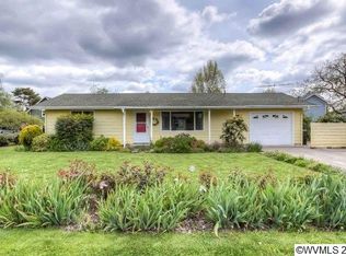 285 Cherry St, Mount Angel, OR 97362