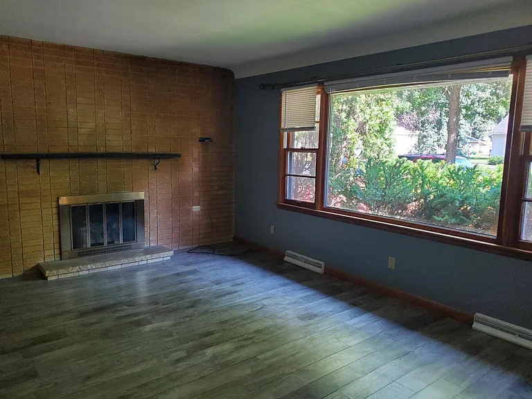 209 2nd Ave NE — Photo 7
