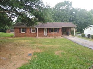 1518 Ballymena Dr, Reidsville, NC 27320
