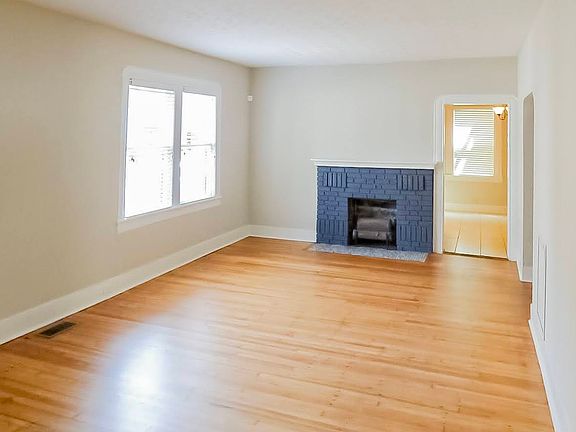 5th image of 969 Cherry St