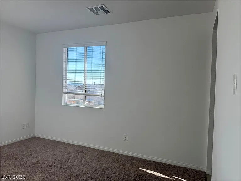 208 Vanhoy Ave — Photo 8