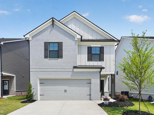 3517 Iron Hearth Bnd