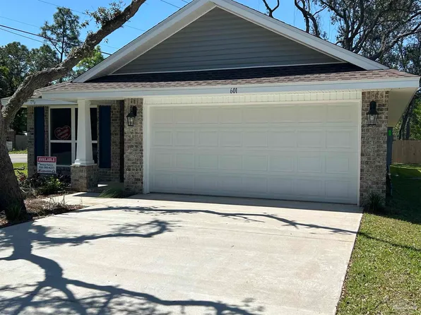 601 Halcyon Cir #1A, Pensacola, FL 32506