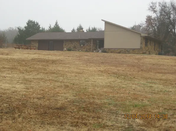 352097 E 1040th, Prague, OK 74864