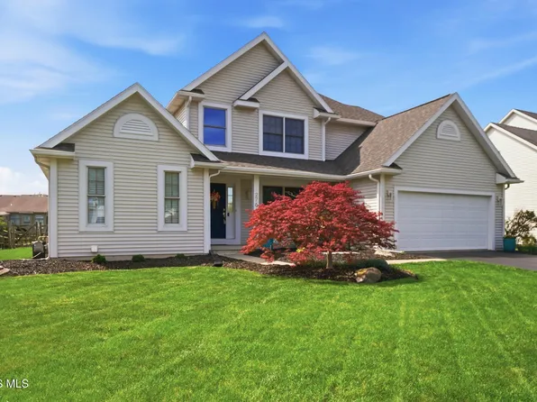 276 Twinbrook Dr, Perrysburg, OH 43551