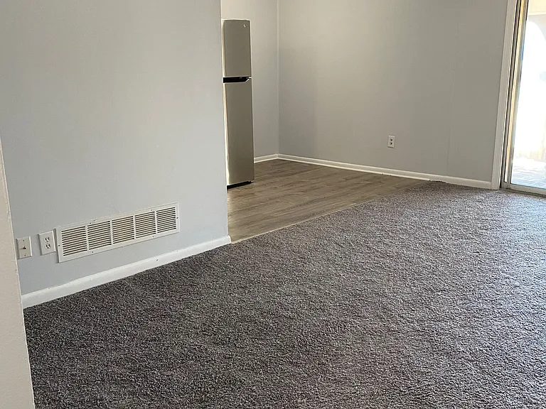 29 E Main St #C — Photo 8