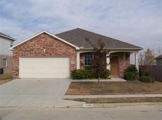 10960 Hawks Lndg, Fort Worth, TX 76052
