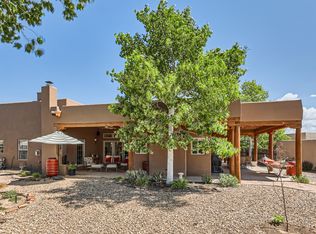 4432 Chamisa Path Rd, Santa Fe, NM 87507