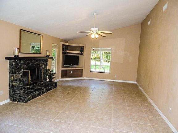 3rd image of 1117 Shockney Ln