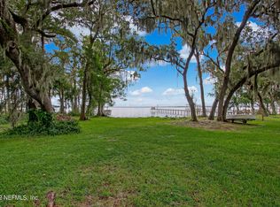 452 Cedar Creek Rd, Palatka, FL 32177