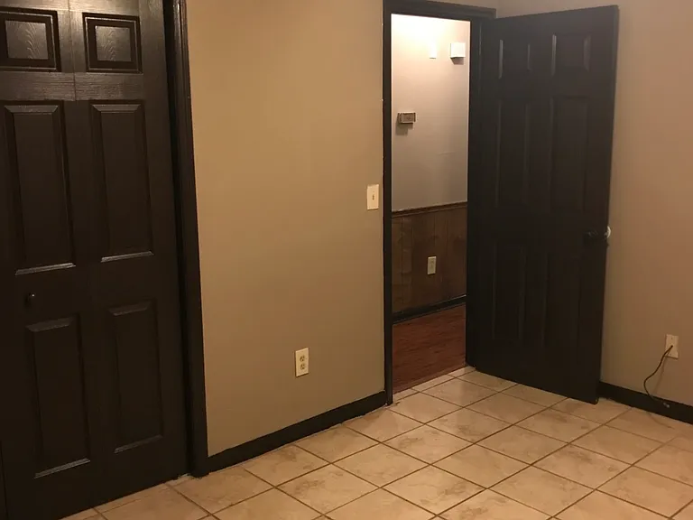 628 Southern Pines Dr — Photo 2