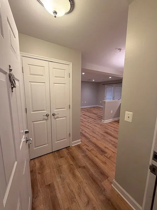 2 bed, 2.0 bath, 1030 sqft, $2,800 — Photo 3