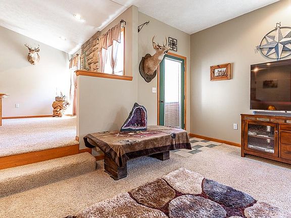5th image of 13623 Northmoor Dr