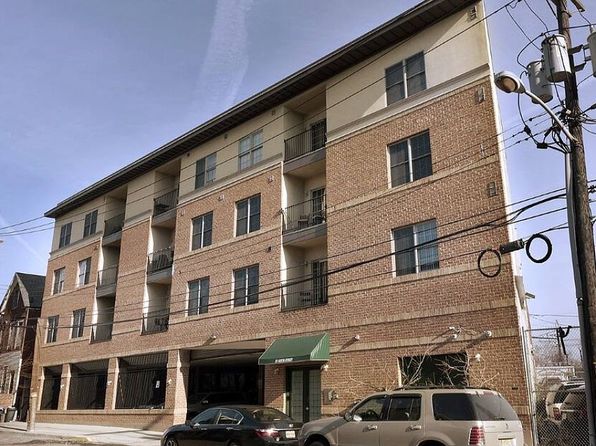 30-38 Austin St APT 403