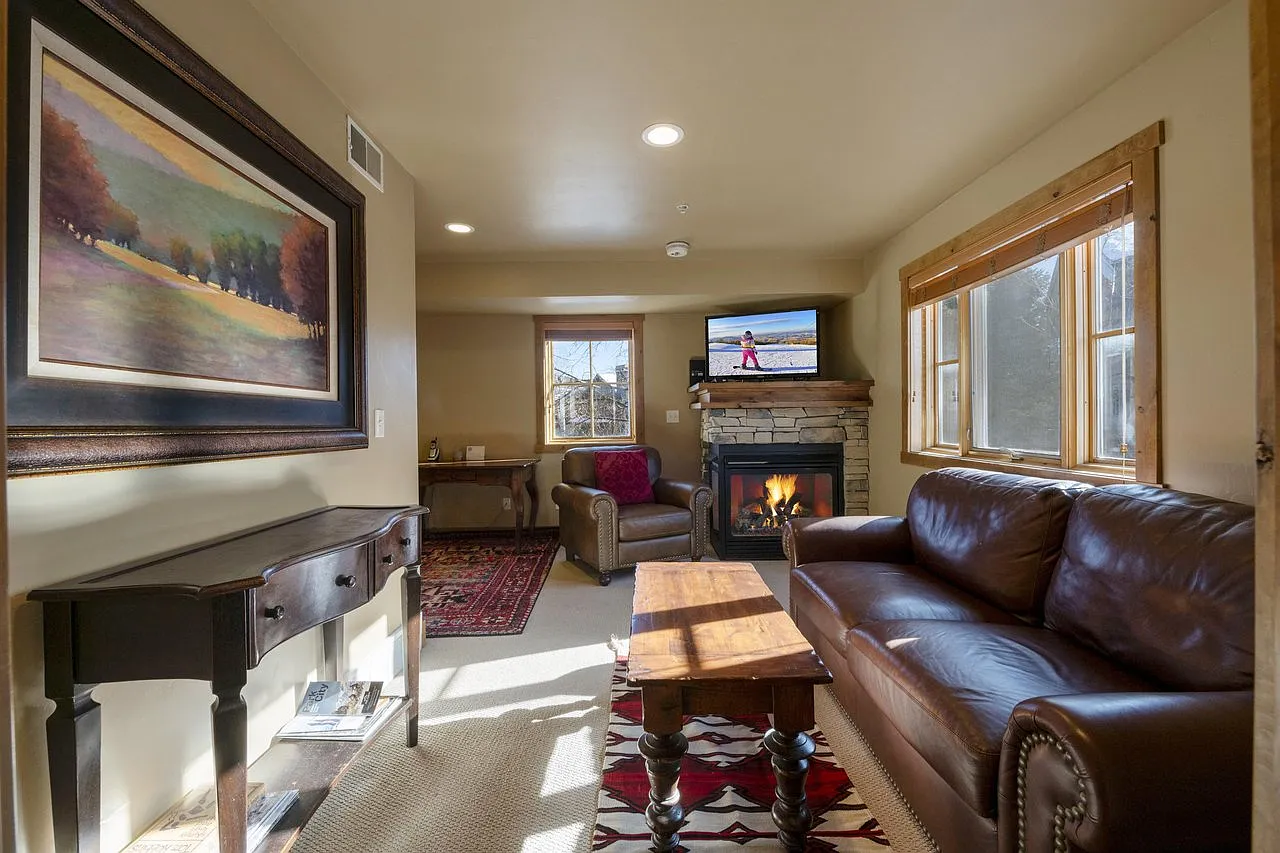 1 bed, 750 sqft, $1,695 — Photo 1
