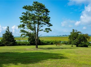 43 Smiths Neck Rd, Old Lyme, CT 06371