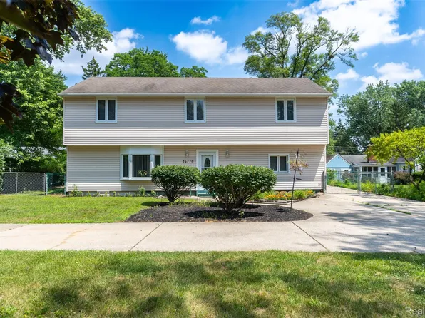 14778 Harrison St, Livonia, MI 48154