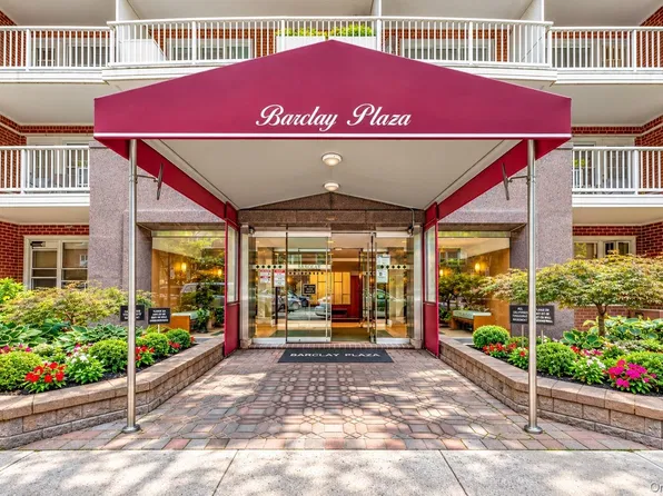 110-20 71st Road #312, Forest Hills, NY 11375