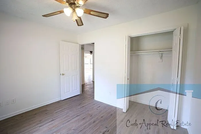 4004 Cobblestone Cir — Photo 16
