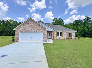 213 Dolly Ln, Magee, MS 39111