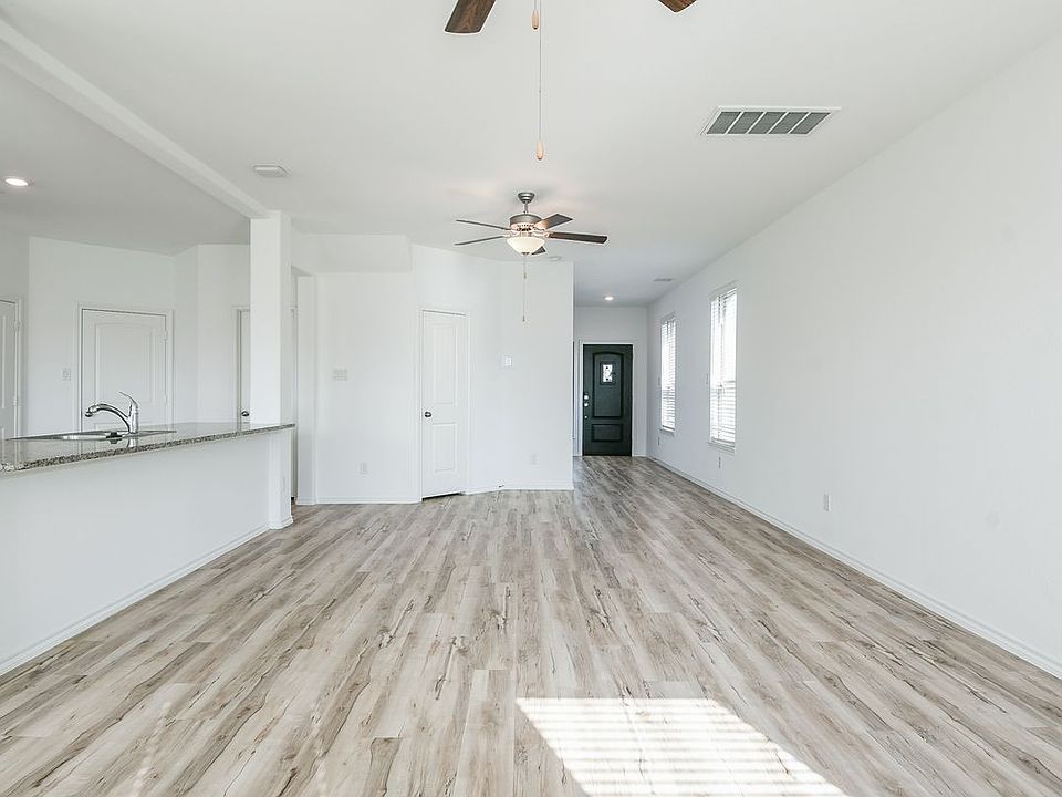 2nd image of 18825 Amaro Hills Dr