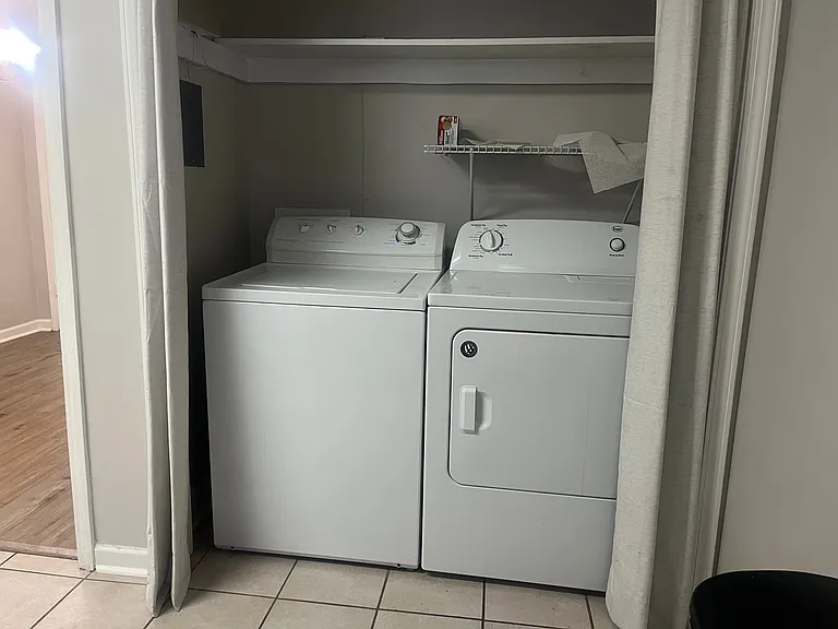 1720 Brightside Dr #D — Photo 12