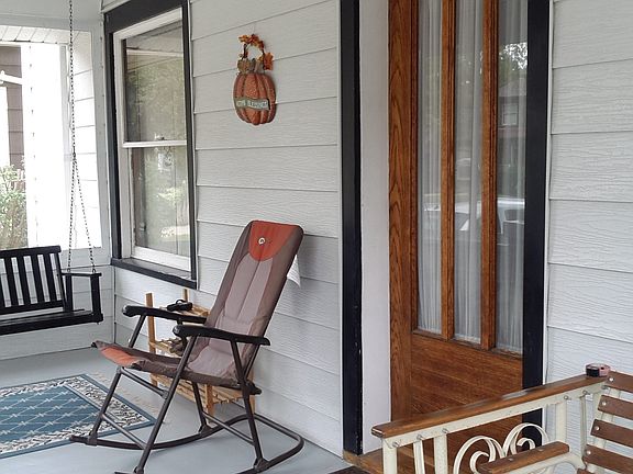 9x24 Enclosed Porch View 3