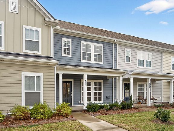 3rd image of 1011 Milson Ln