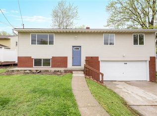 4560 Center Rd, Brunswick, OH 44212