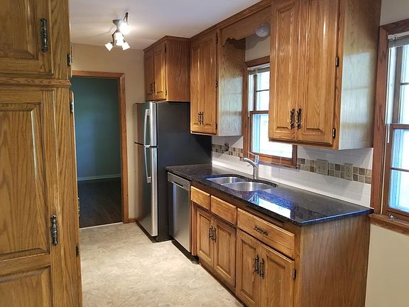 2nd image of 10801 Rich Ave S
