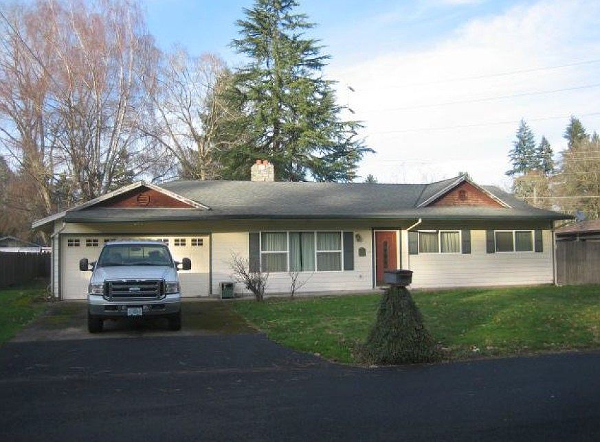 2nd image of 7141 SE Mabel Ave