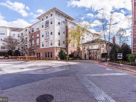 3rd image of 9480 Virginia Center Blvd Unit 114