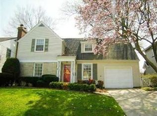 20859 Erie Rd, Rocky River, OH 44116