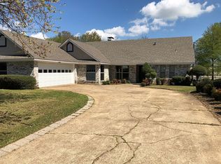 245 35th St SE, Paris, TX 75460
