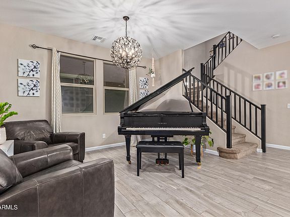 3rd image of 10845 E Crescent Ave