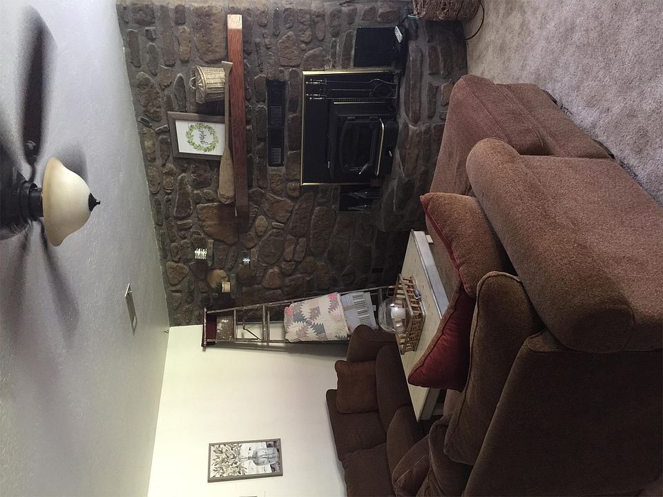 1st image of 98 London Cove Dr