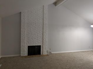 11660 SW Bel Aire Ln, Beaverton, OR 97008