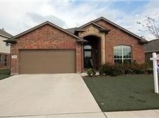 10916 Middleglen Rd, Haslet, TX 76052