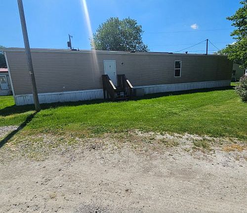 2nd image of 7 Riverside Gln