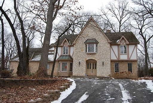 1st image of 16465 S Mackinac Ct