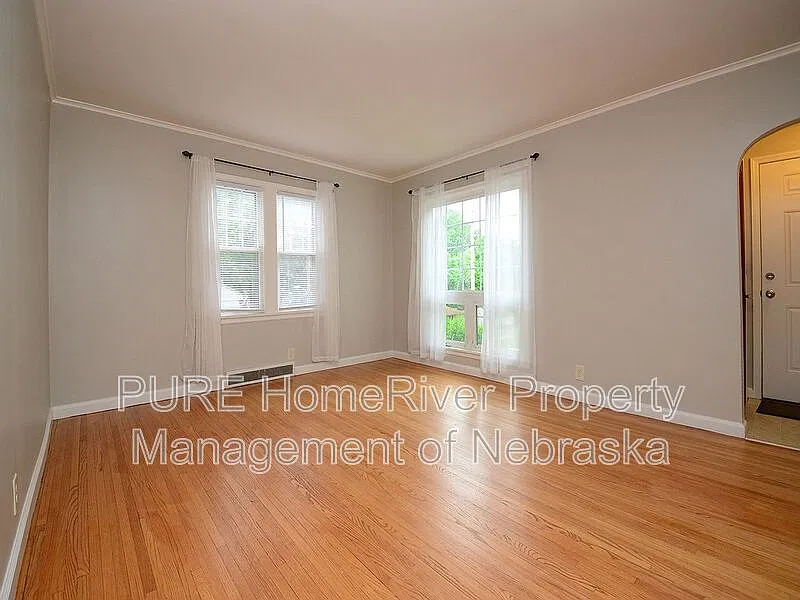 Midtown, Morton Meadows — Photo 4