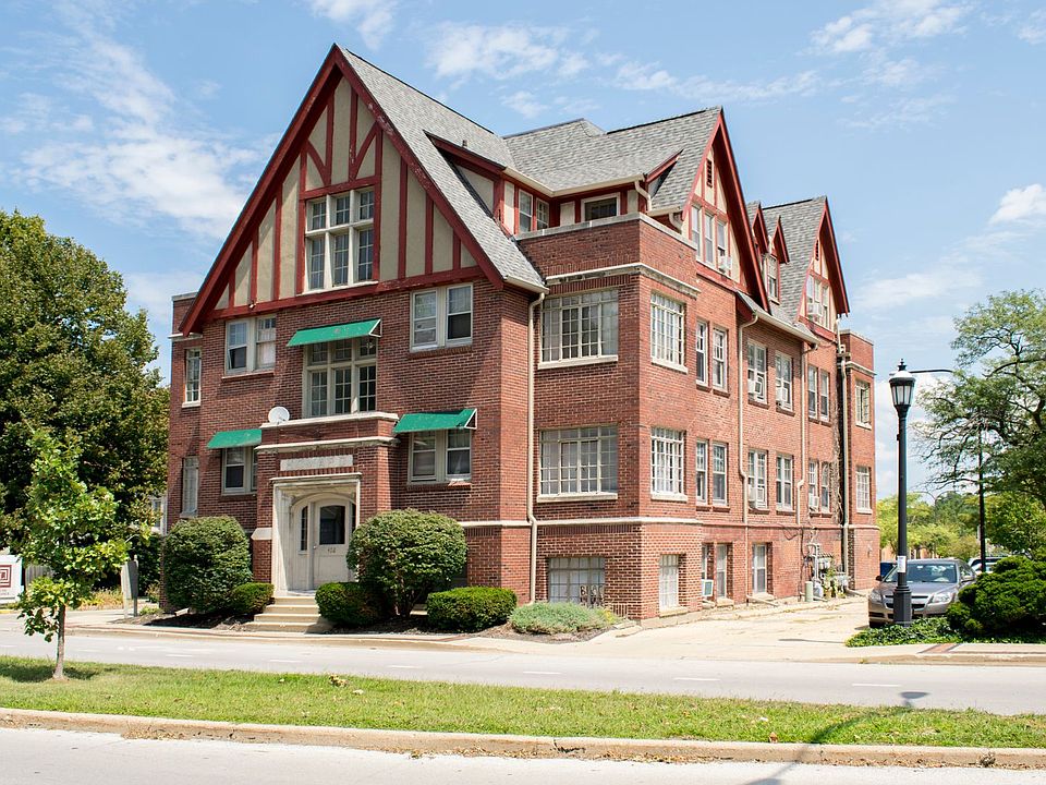 1st image of 402 S Race St #Dfa0c5910