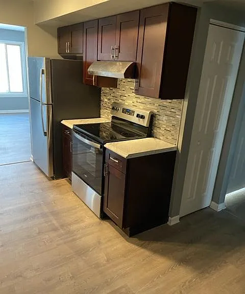642 Melrose Ln #1 — Photo 17