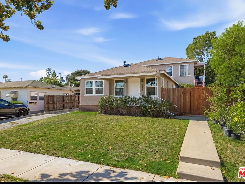 1321 Orange Grove Ave