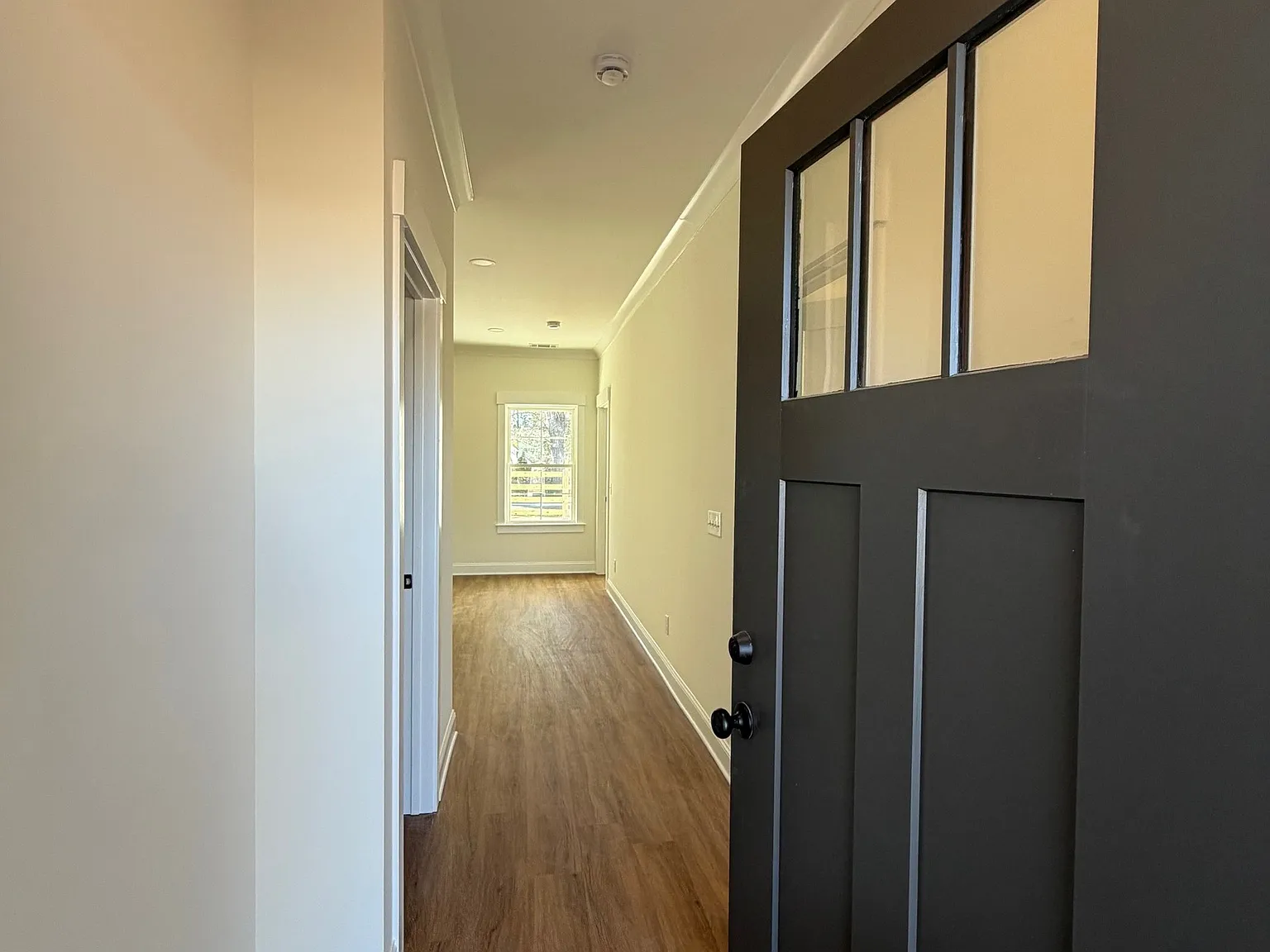 2 bed, 2.5 bath, 1228 sqft, $2,150 — Photo 2