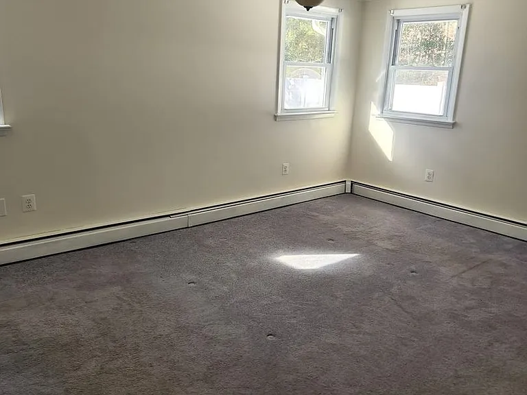 254 Admiral Ave — Photo 8