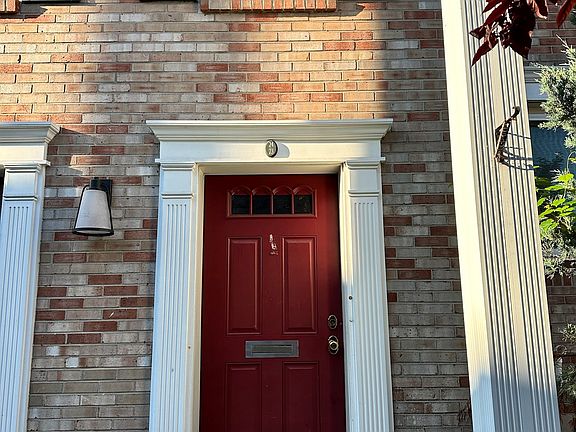2nd image of 309 North St APT 24